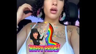 Chicago pride bound️ #pride #Chicago #bisexual #puertorican #booty #curls #beauty #tits #natural