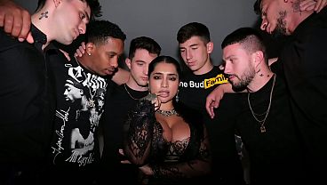 Double Penetration In Yasmina Khan’s Birthday