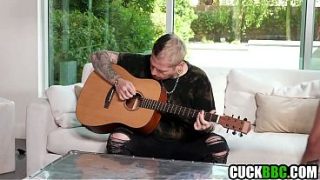 Rockstar cuckold watching wife DPed by BBCs