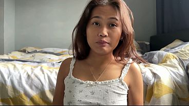 Cute 18yo Teen Deepthroat Challenge – Dildo Disappears Completely in Her Mouth
